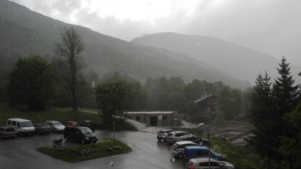 Regenguß in Valloire (franz. Alpen)